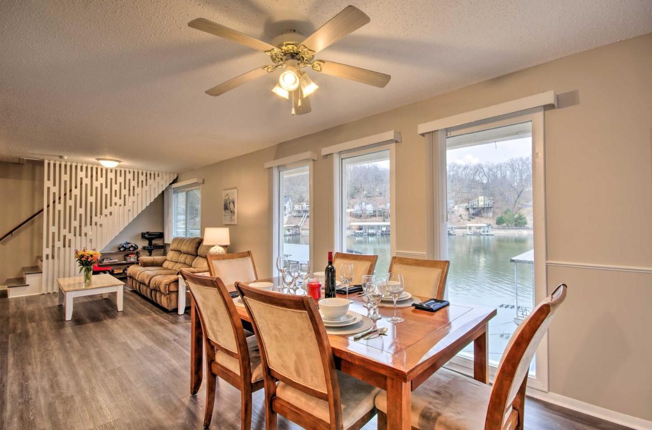 On-The-Water Retreat With Dock Pet Friendly! Villa Lake Ozark Kültér fotó